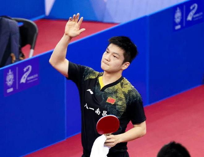 也有两翼齐 也有两翼齐